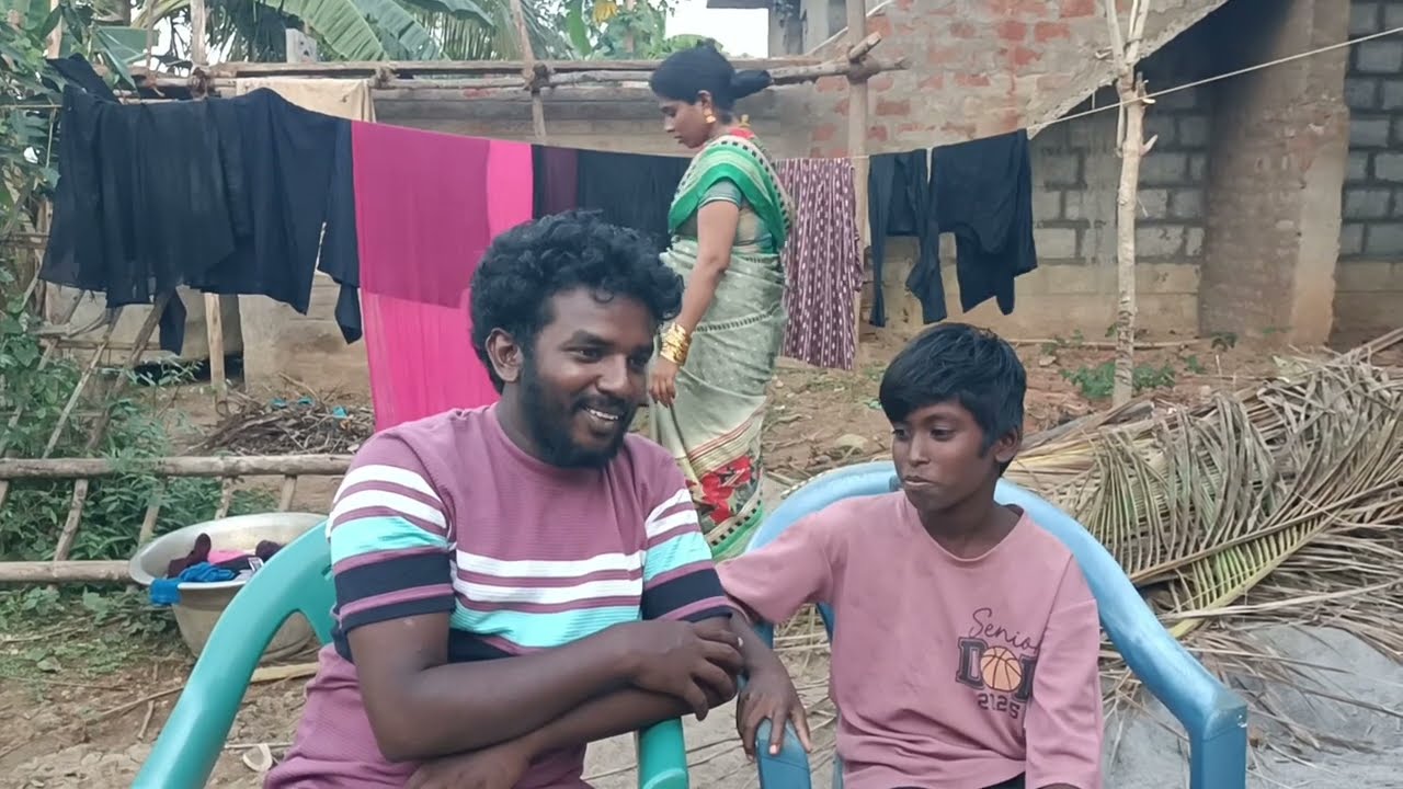 வீடியோ எடுக்கும் போது குறுக்க வராதடி