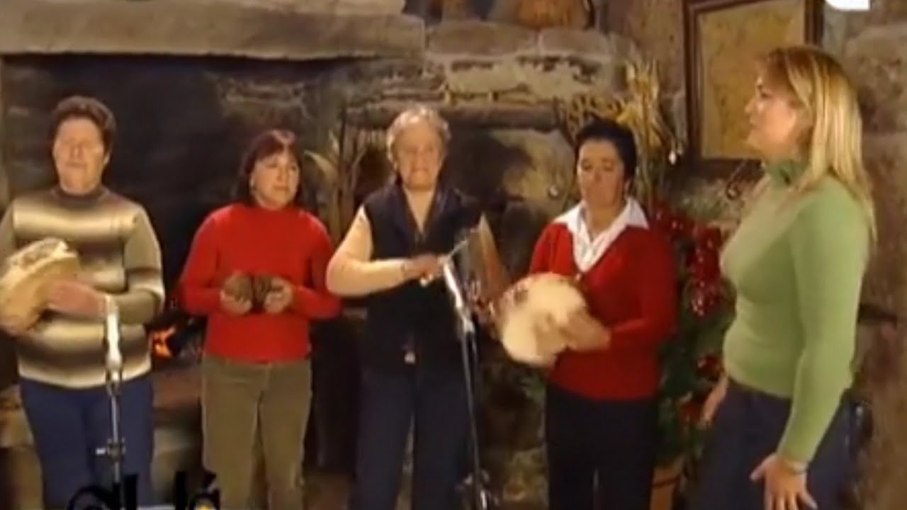 Xota de Toutón (Mondáriz) - Pandereiteiras de Toutón.