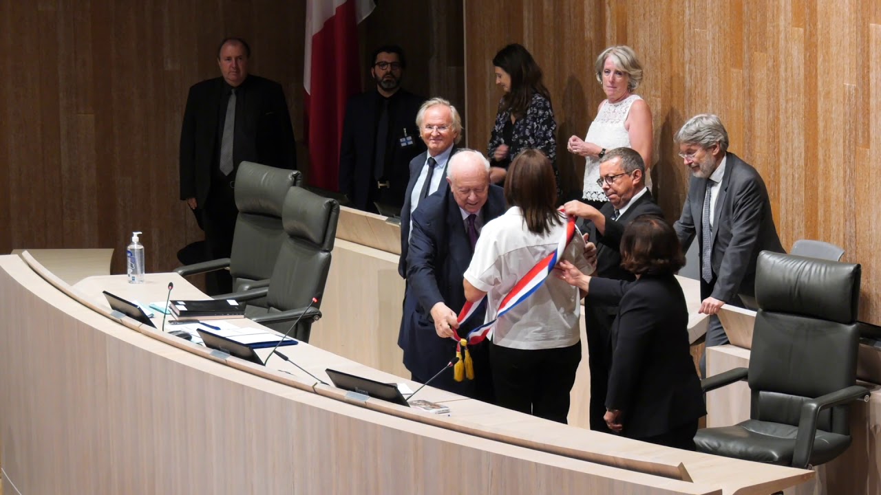 Michèle Rubirola, la candidate du Printemps marseillais, élue maire de Marseille