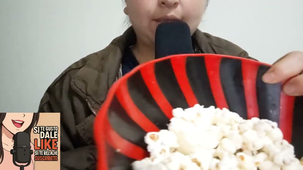 ASMR comiendo canguil/palomitas de maíz con queso