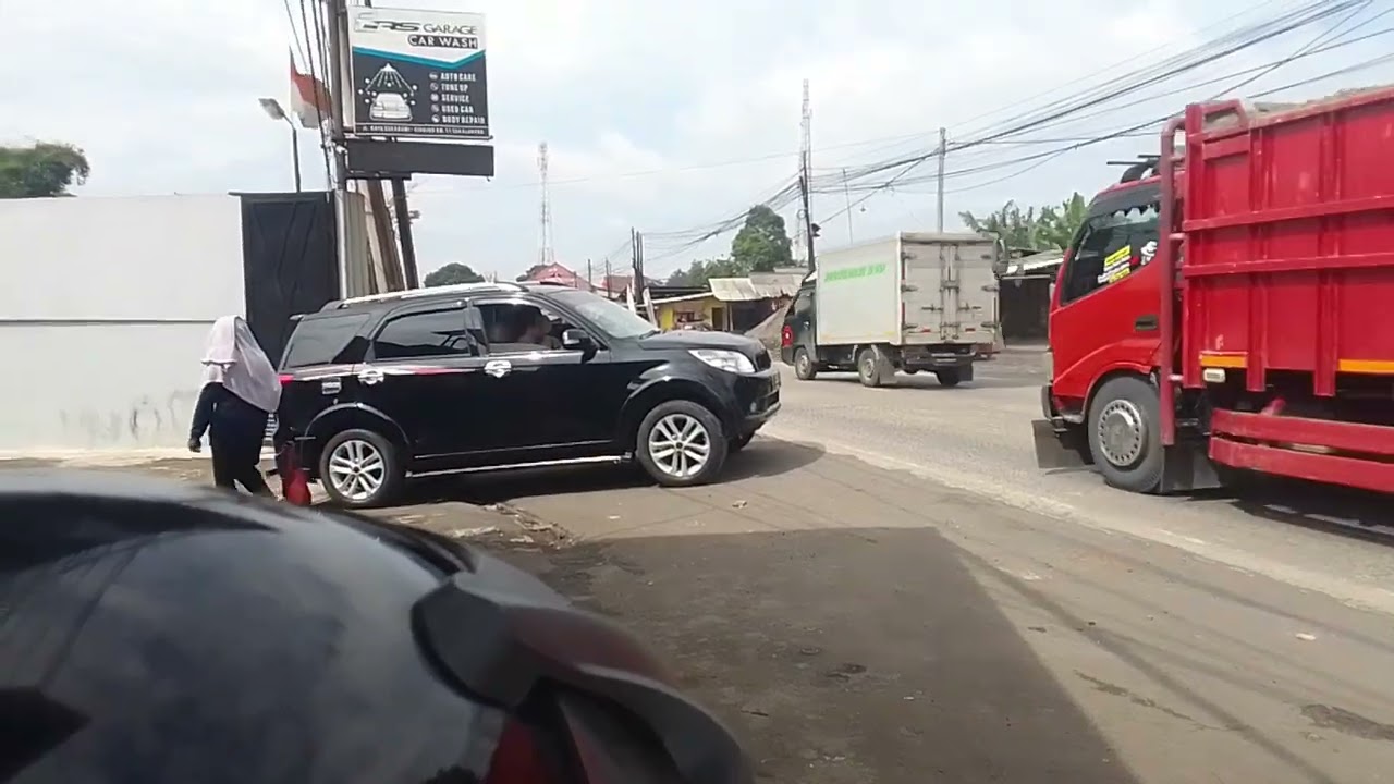 Jalan raya Sukabumi Cianjur  KM 11 Sukalarang 