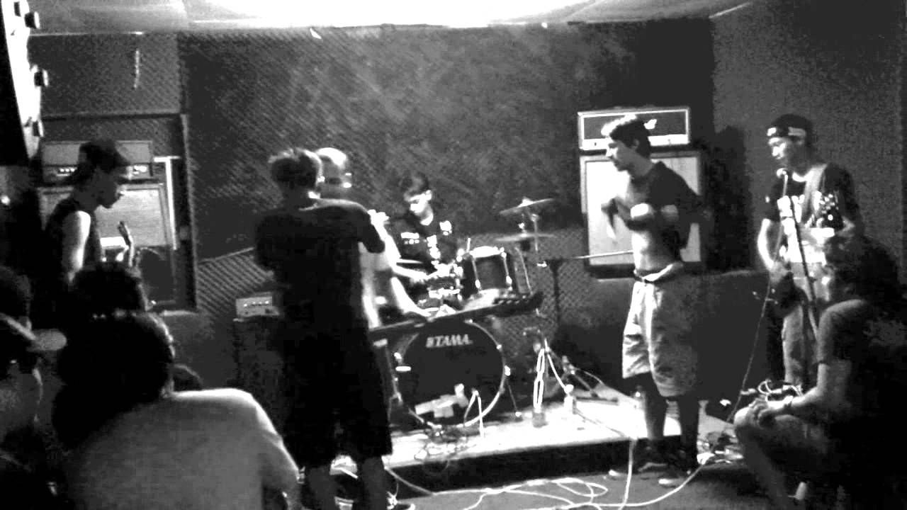 HANTAMRATA live at Embrace Hall, JB
