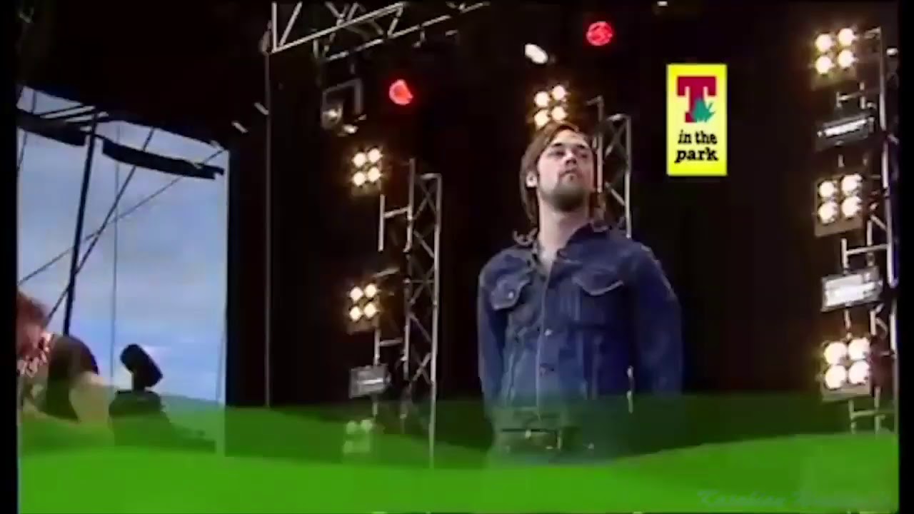 Kasabian club foot live 2005