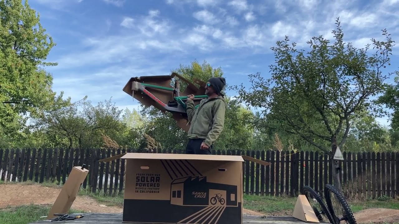 Santa Cruz Nomad vine bucăți în cutie! Montaj