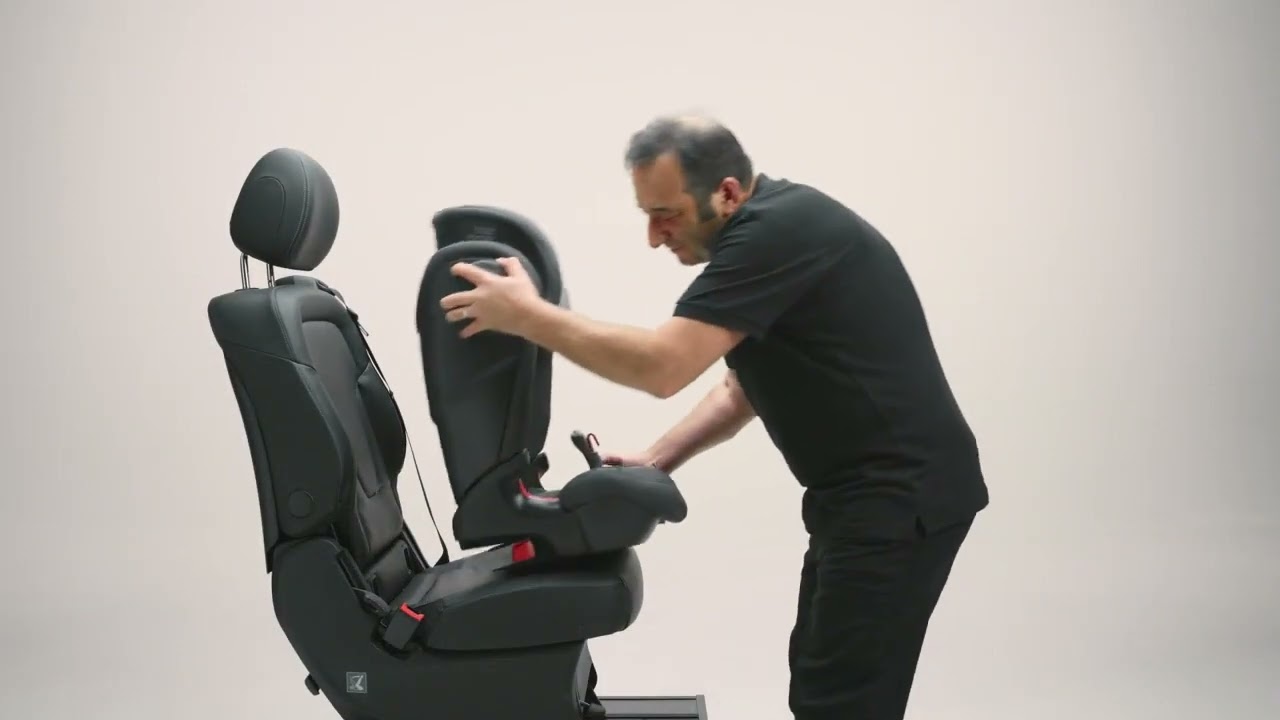 Britax Römer KIDFIX III S – prezentacja i montaż fotelika samochodowego | TOMI.pl