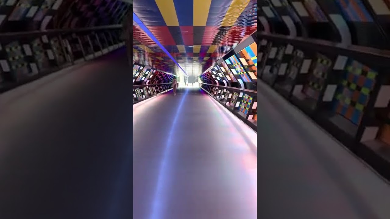 CrossRail walking tunnel Canarywharf