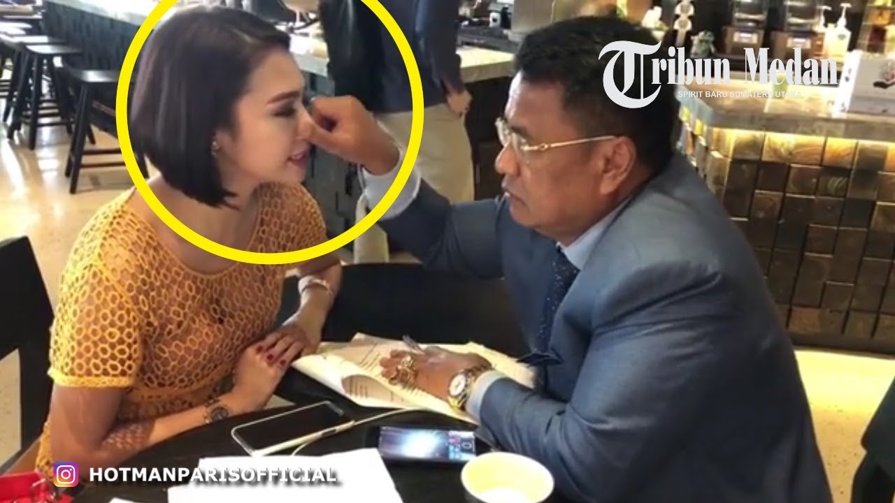 Hotman Paris Pencet Hidung Perempuan Cantik, Eva Boru Pasaribu