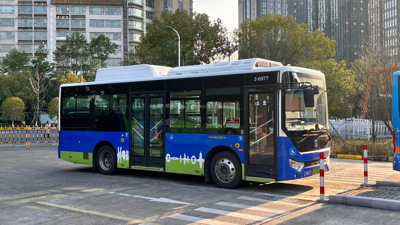 [POV] Quietly roaming new district on route 138 bus in Hangzhou, China 🇨🇳