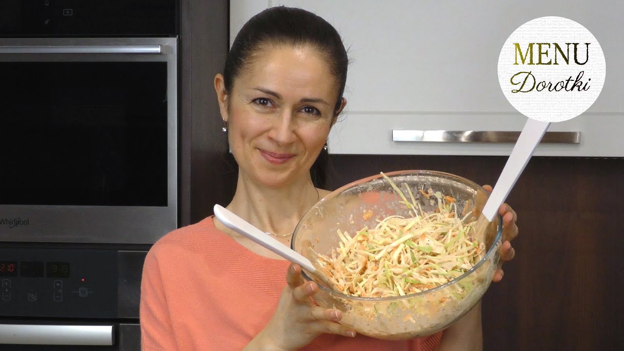 Słynna surówka coleslaw (colesław). Młoda kapusta, domowy majonez to przepis na sukces. MENU Dorotki