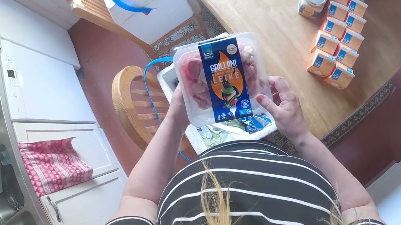 Kauppakassi 4+/2025 (ruokatäydennys / yo-juhliin)