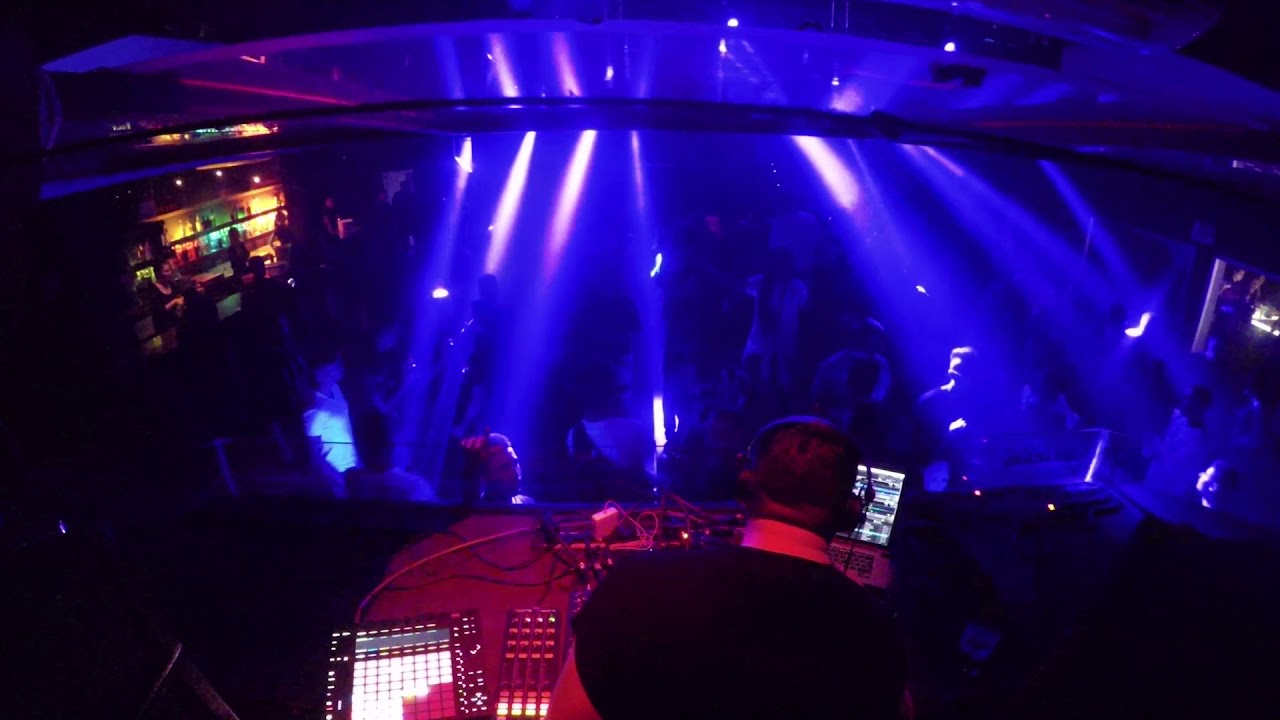 Siles warmup to Dubfire @ Barraca 2017 10 31 - Complete Set