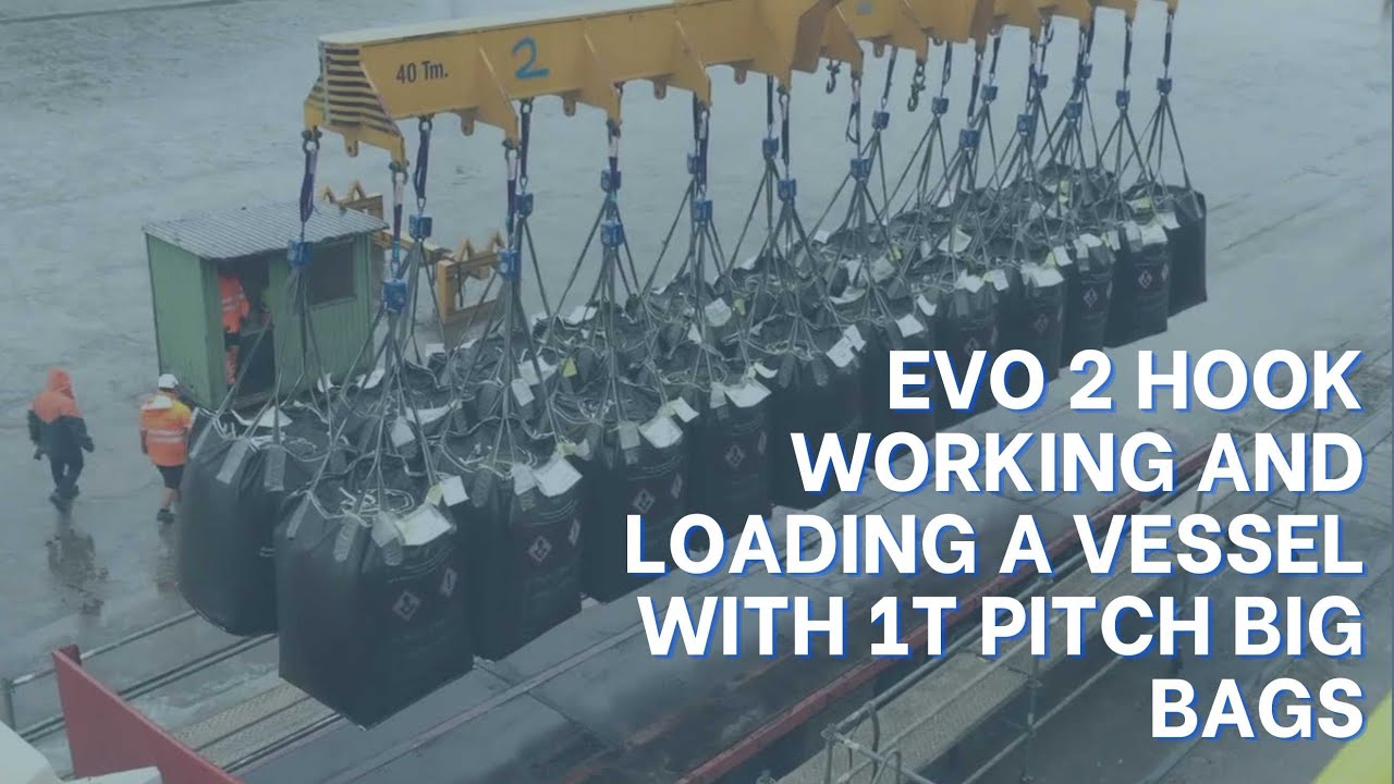 Remote Unloading of Big Bags with Automatic Hooks 1 | Smart Lifting Solutions | Elebia