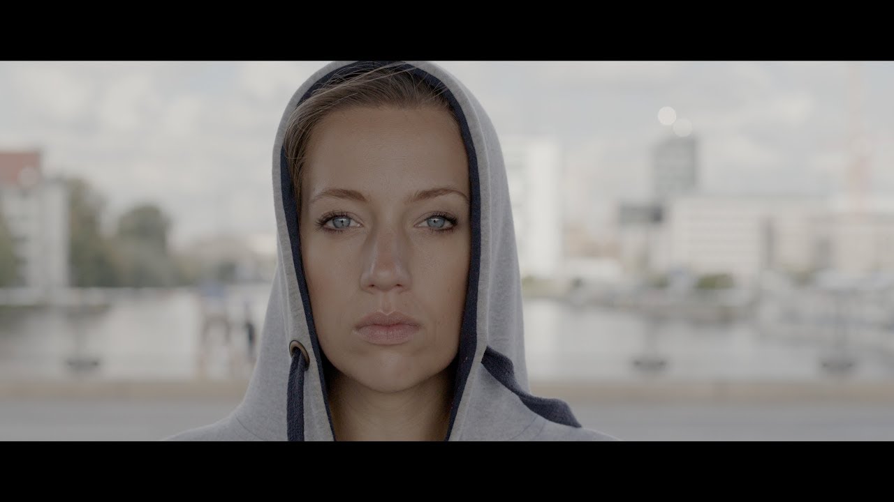 Canon EOS C200 Skintones, Cinema RAW Light 60p, Dual Pixel AF