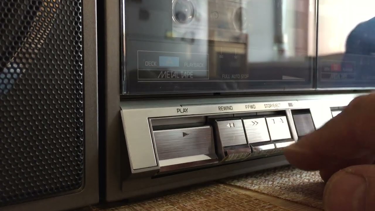 Магнитола Sanyo C40