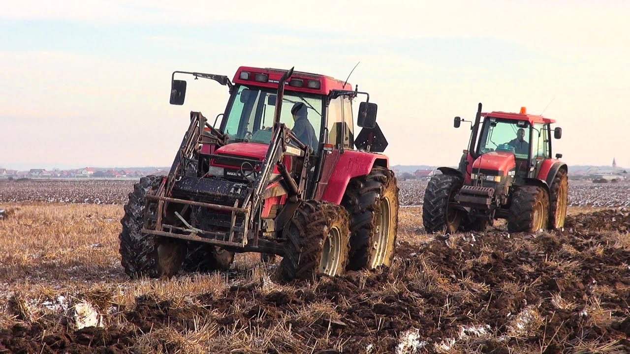 Academia de arat la -8 grade-Prof.dr.Indry-New Holland M135 & Case International 5120
