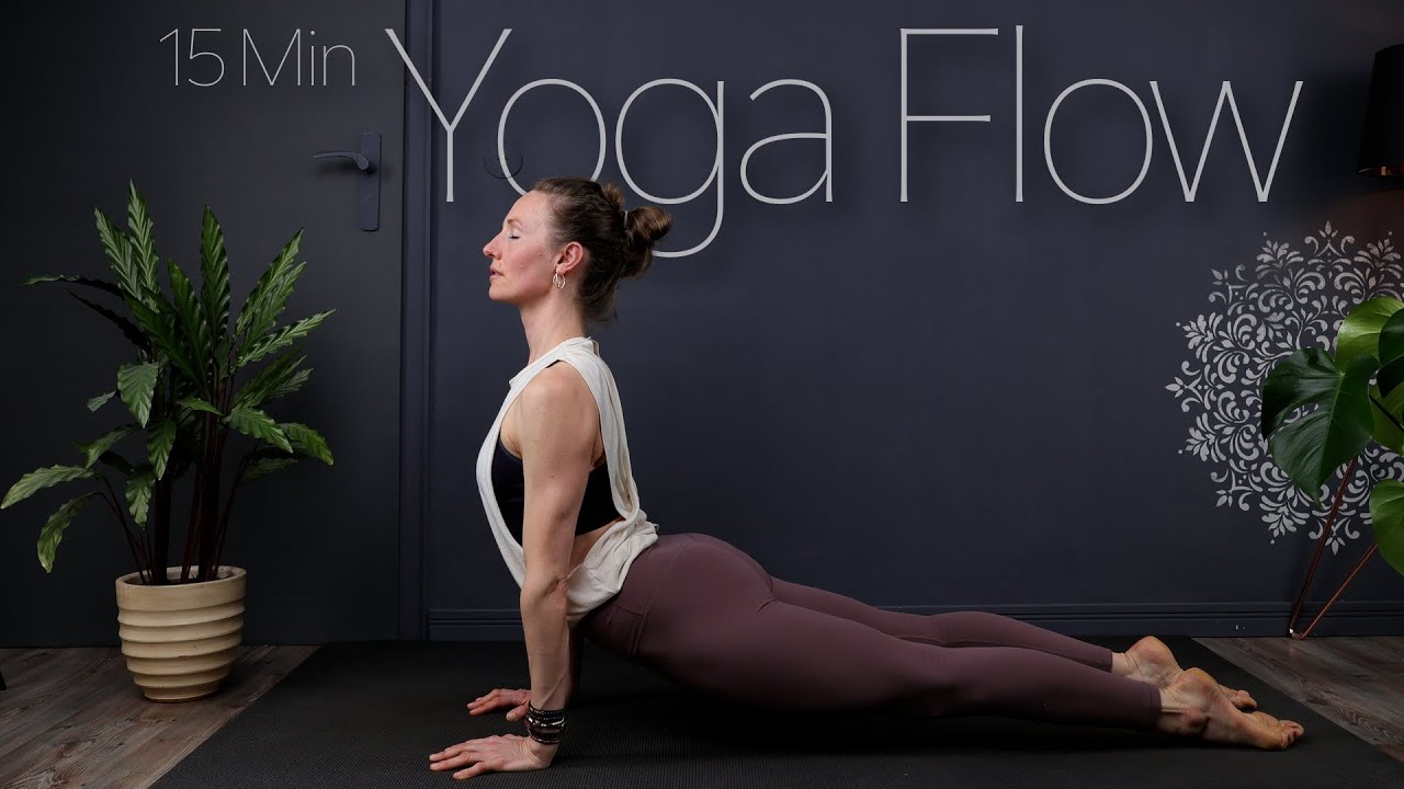 15 Min YOGA FLOW für jedes Level | aktivierend & belebend