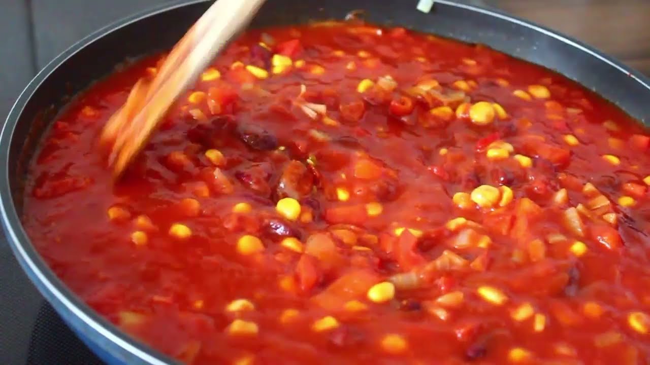 Chili Sin Carne mit Ofenkartoffeln + Tipp zum Würzen • Wohlfühlrezept