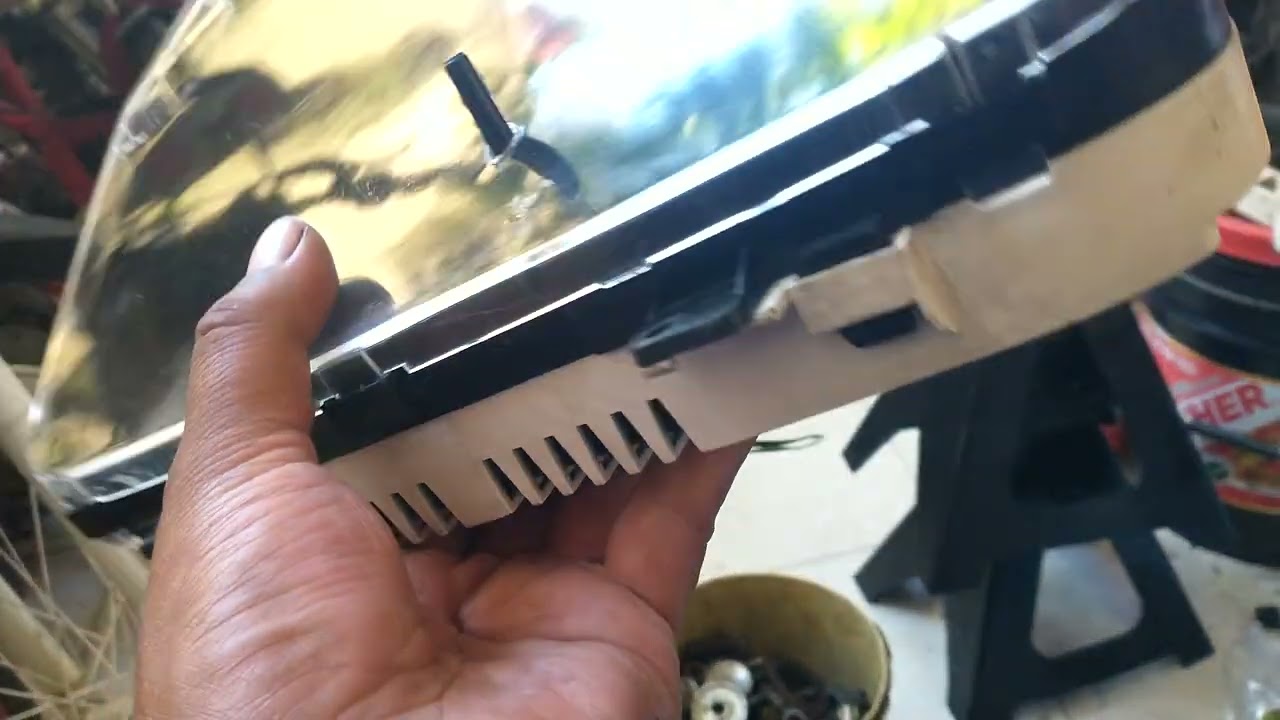 Como poner le poner un foco Led al tablero de instrumentos de la Ford Courier Peluso Tv