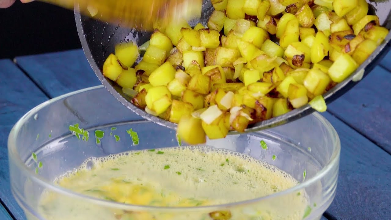 Dump Fried Potatoes in Raw Eggs — This Will Be The The Dish Of Your Dreams!