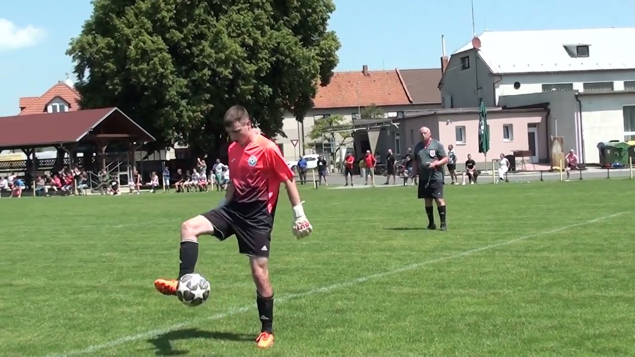 Dorost:  Určice - Nezamyslice - penalty