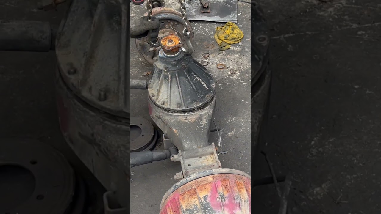 Isuzu Npr diff #isuzu #truck
