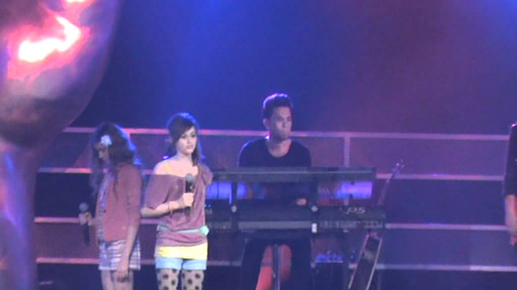 vinchenzo, vajèn and bente - somebody that i use to know, voice kids concert may 4 2012