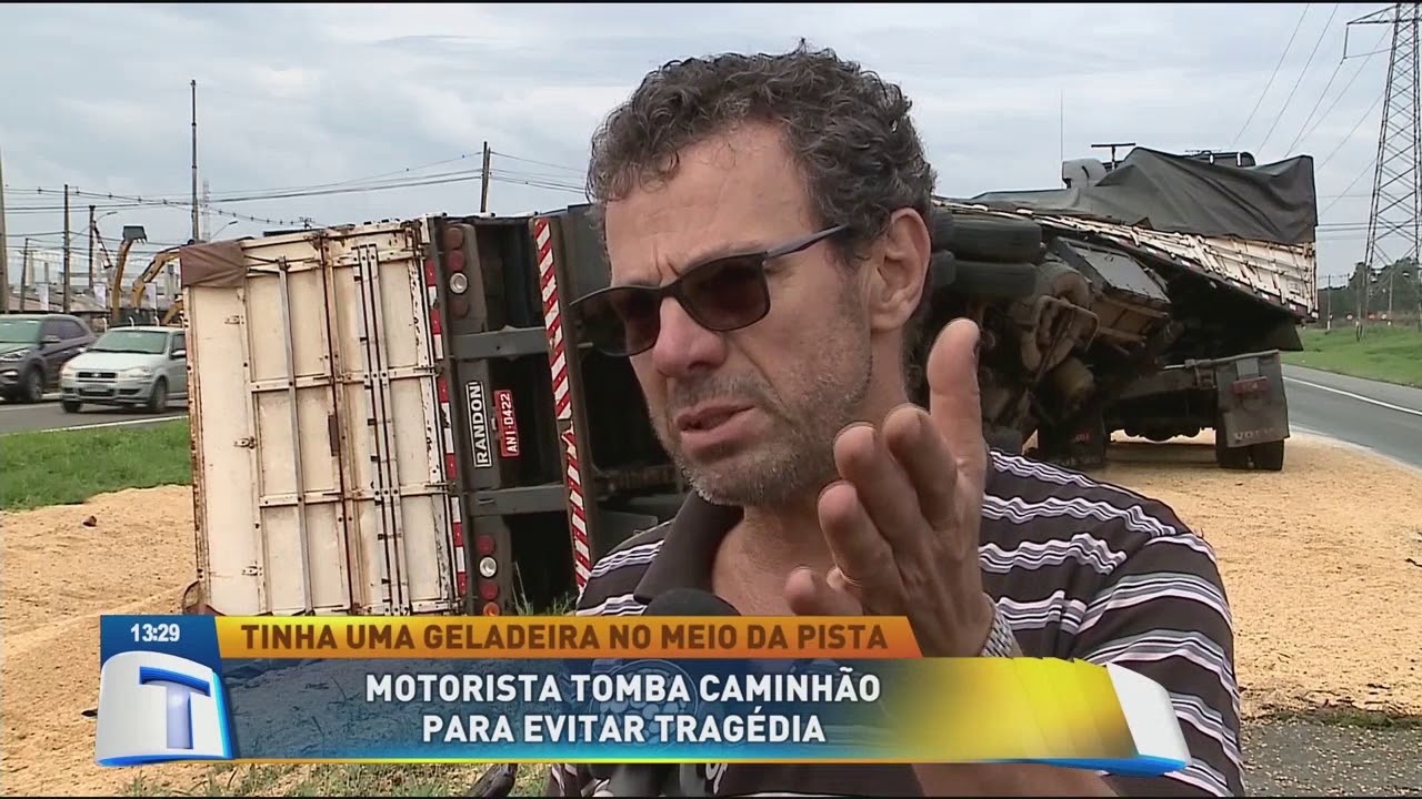 Motorista tomba caminhão para evitar tragédia - Tribuna da Massa (13/05/19)