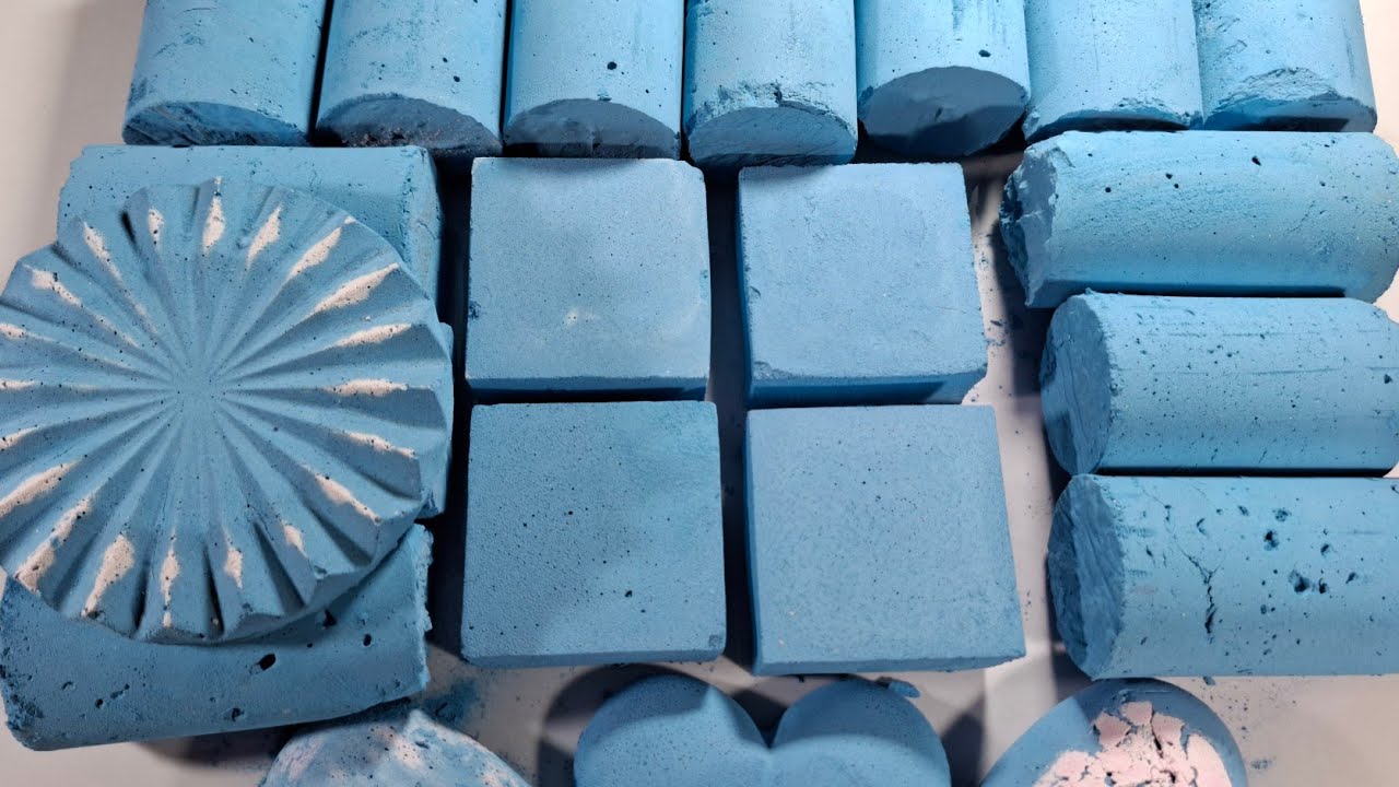 Super powdery blue cylinders and blocks and marble coloured heart💙💙🥶