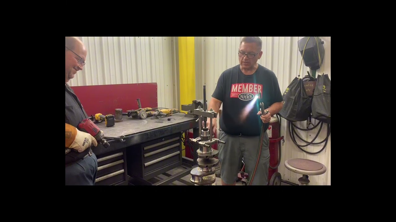 Welding the Crank Gear #tractorpulling #engine #enginebuilding #pullingtractor #tractor