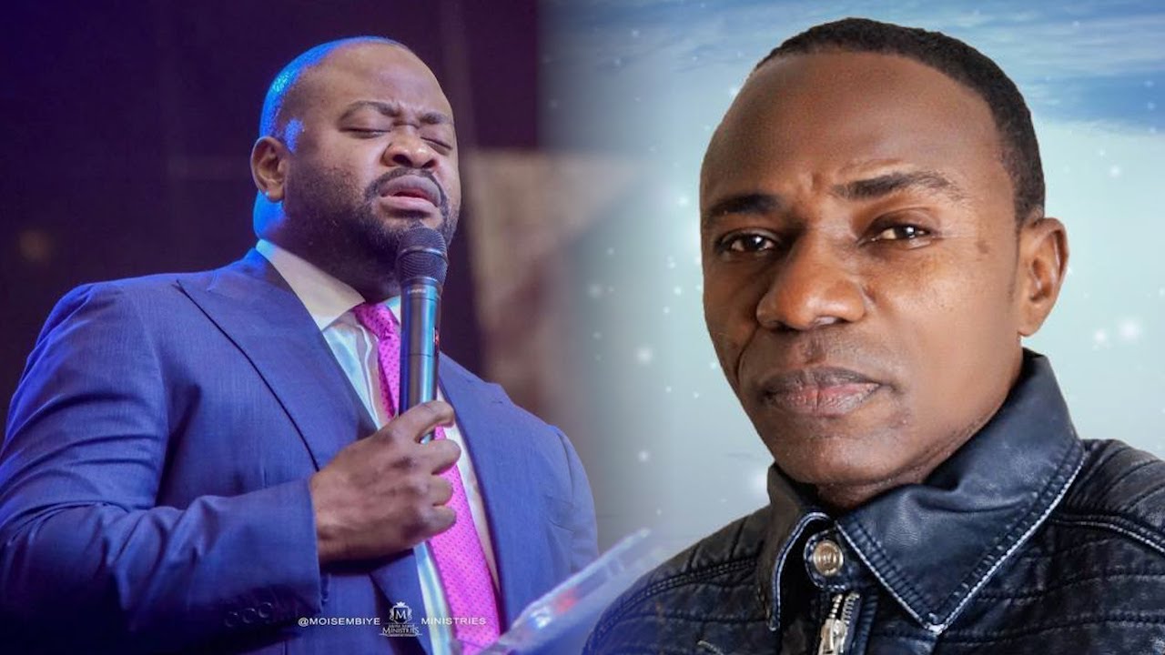ADORATION CONGOLAISE MOISE MBIYE Chante Fr DENIS NGONDE dans NKOLO ALINGI NGA MINGI