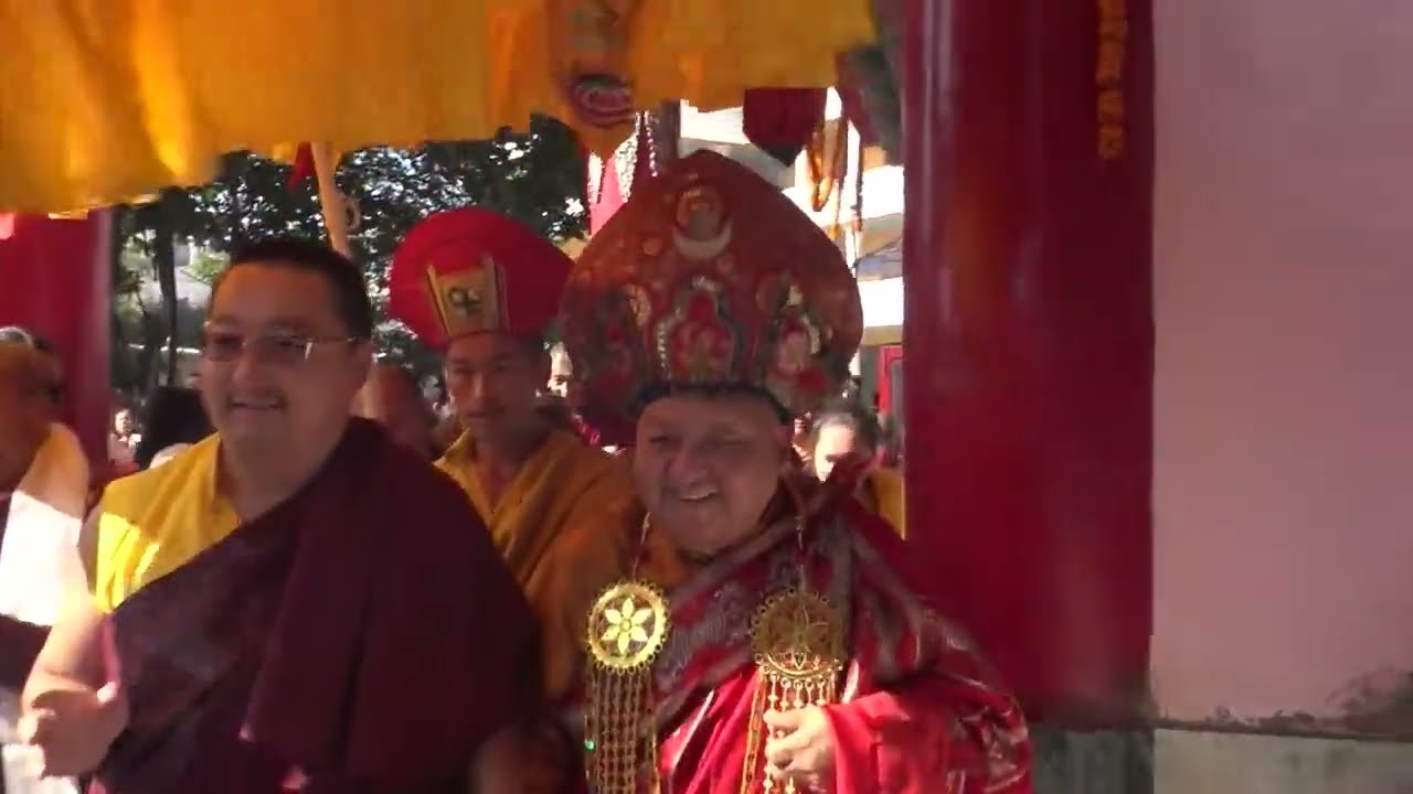 HH Dudjom Rinpoche leads prayers at Royal White Monastery 2018 11 07
