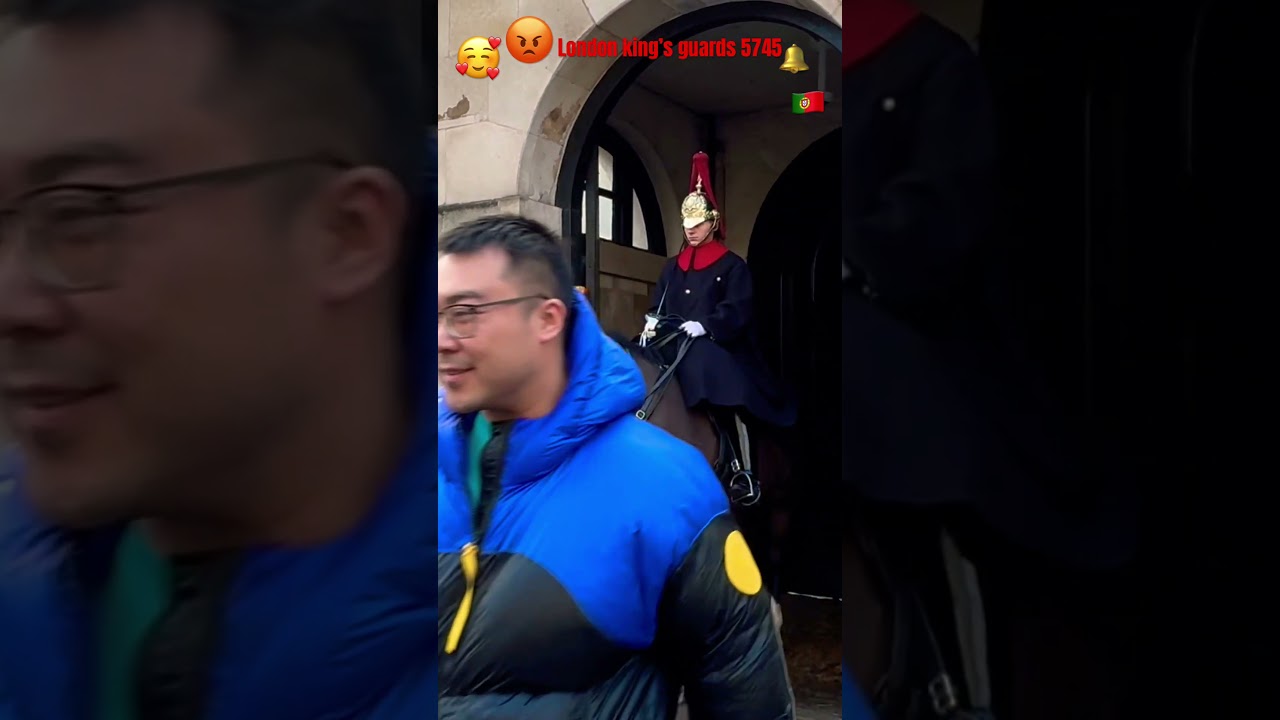 ✊DISRESPECTFUL COUPLE TOUCHING On Both KINGS Horse Guard’s 😡