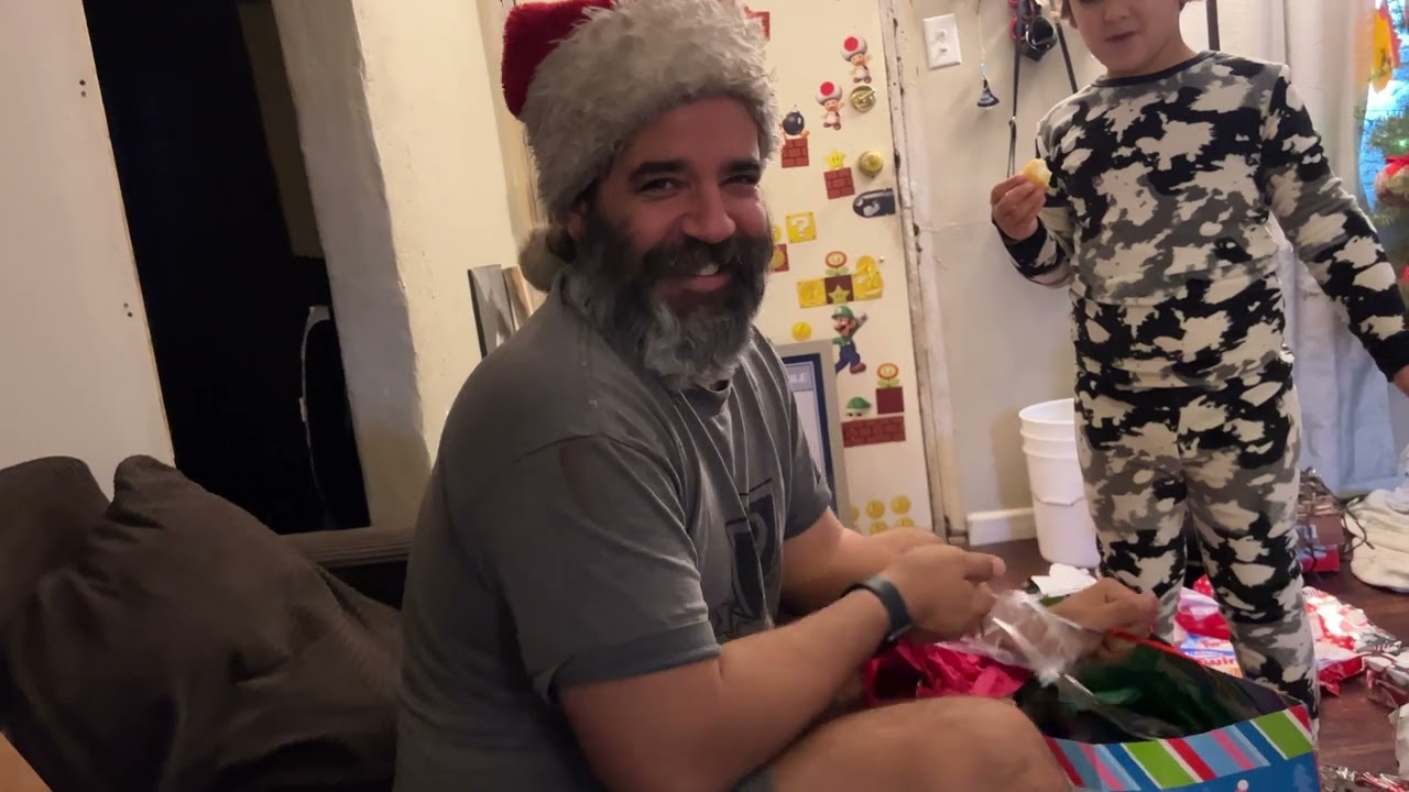 Entry #2196 - Christmas Morning '21