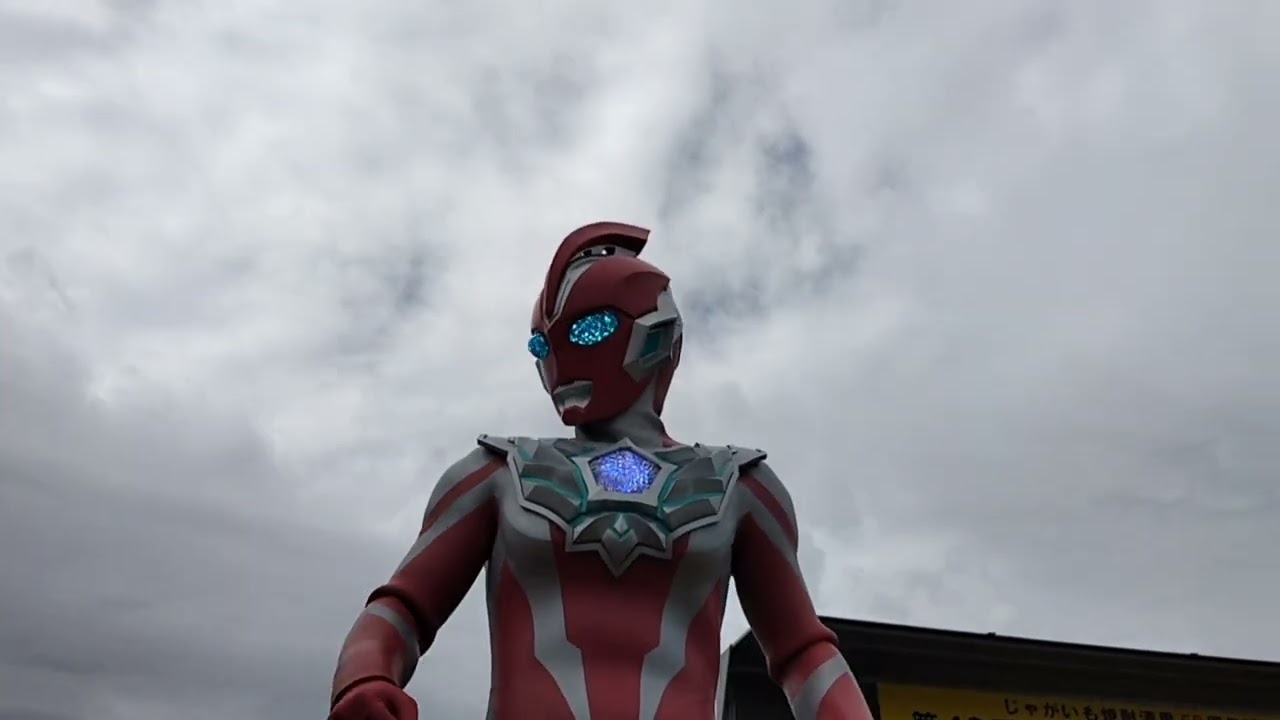 清里町ふるさと産業まつり　ウルトラマンオメガ