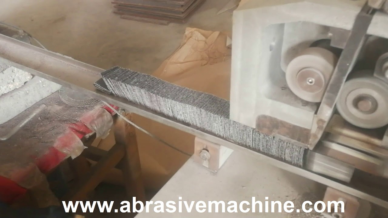 Flap cutting machine without groove