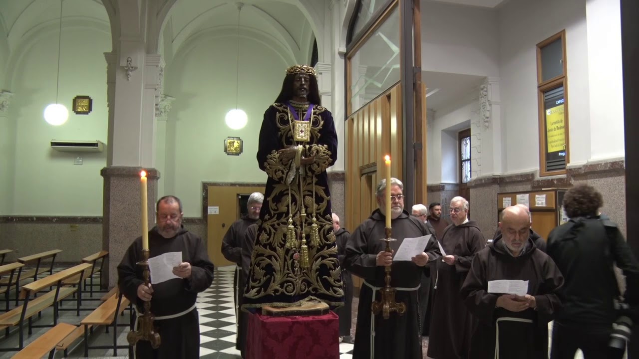 Besapié Capuchinos VIERNES SANTO