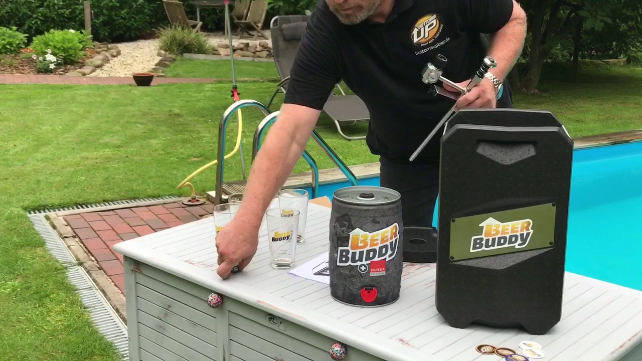 UNBOXING THE BEER BUDDY
