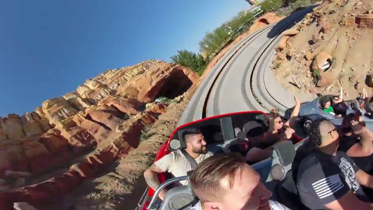 Disney California Adventure Cars ride in 360 video, filmed with Gopro Fusion. Raw footage