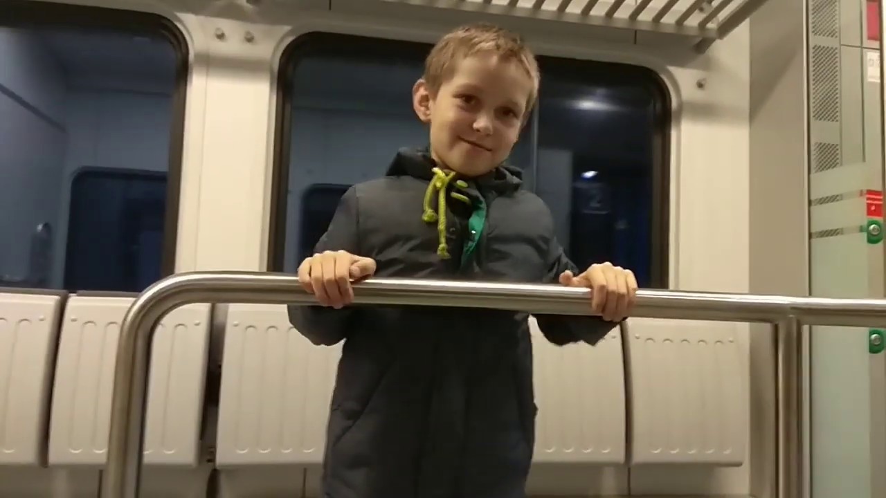 Электрички вокзала Слуцка