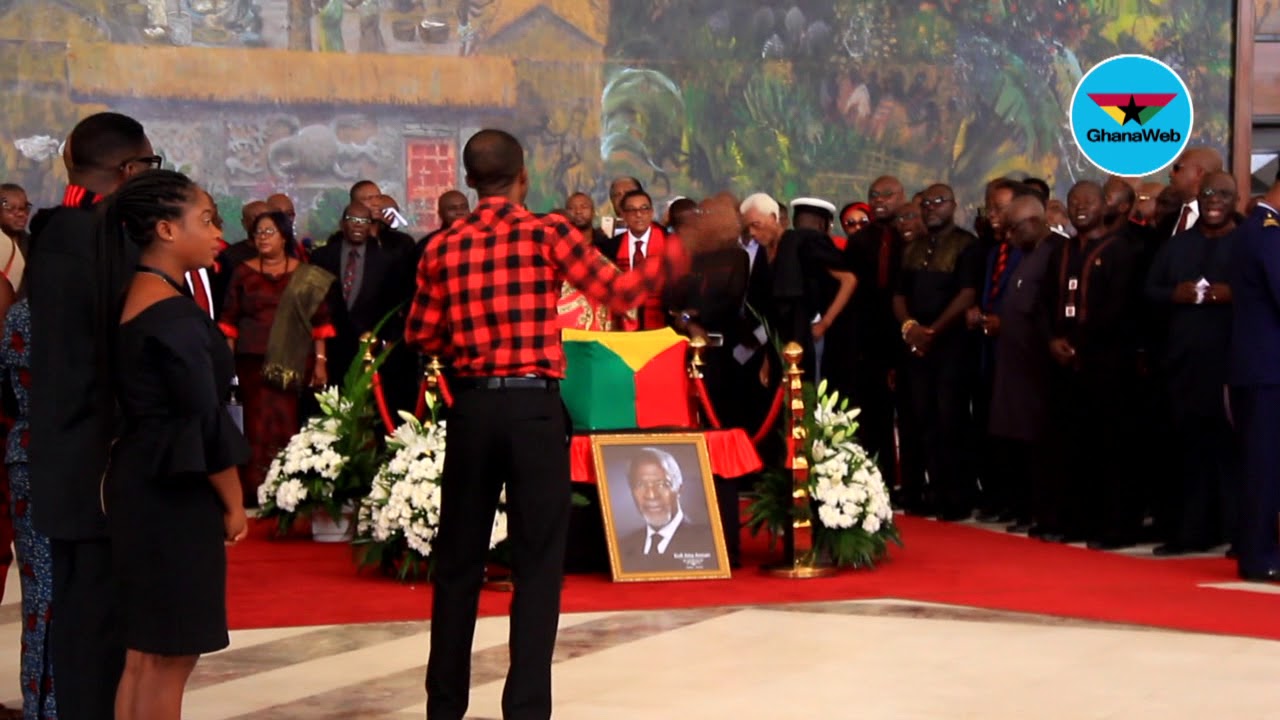 Mfantsipim Old Boys pay last respects to Kofi Annan in style; sing school's anthem in his honour