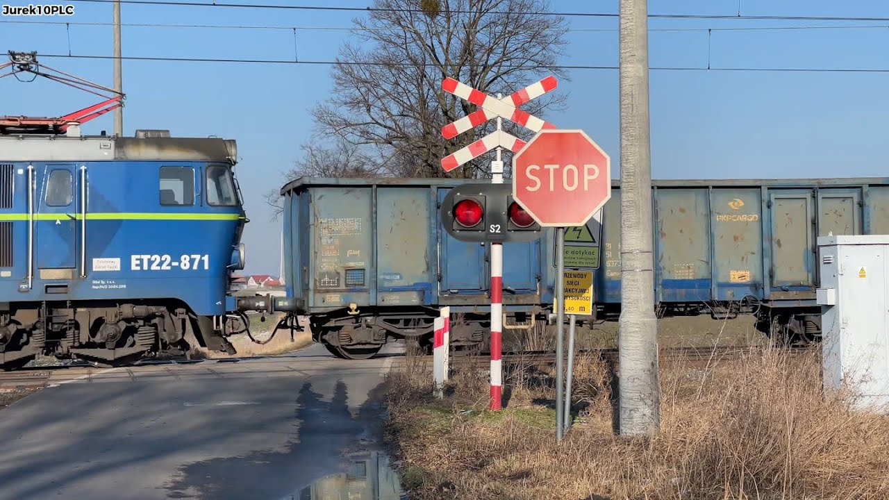 [4K] *ALARM SAMOCHODOWY* Przejazd kolejowy (SSP) Magnuszewice #3 // Polish Level Crossing