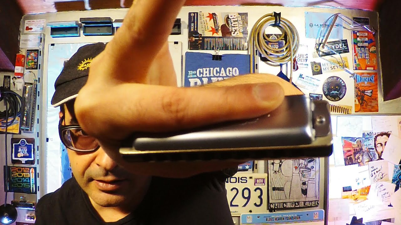 Come tenere l'armonica in mano: impugnatura | Easyharp | Armonica blues tutorial