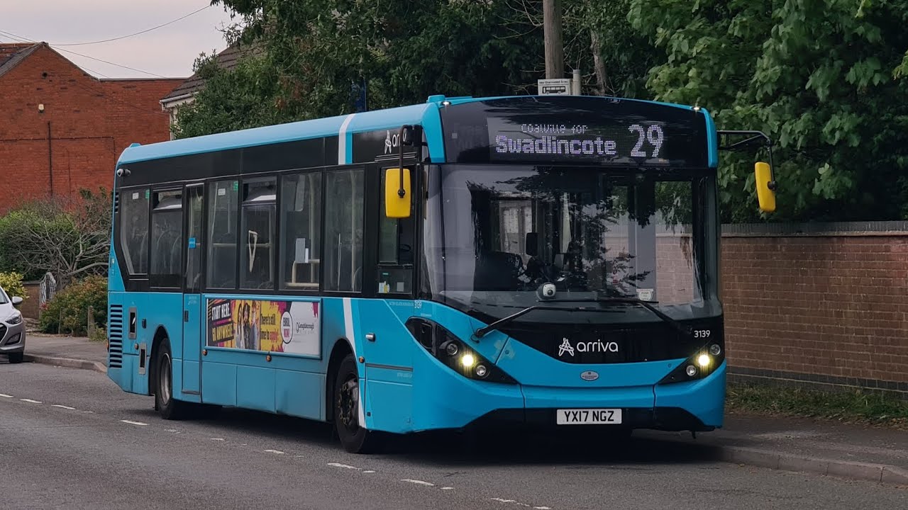 *CLUNKY GEARS* Ride on Arriva Midlands' ADL Enviro200MMC, 3139 (YX17 NGZ) - Route 29