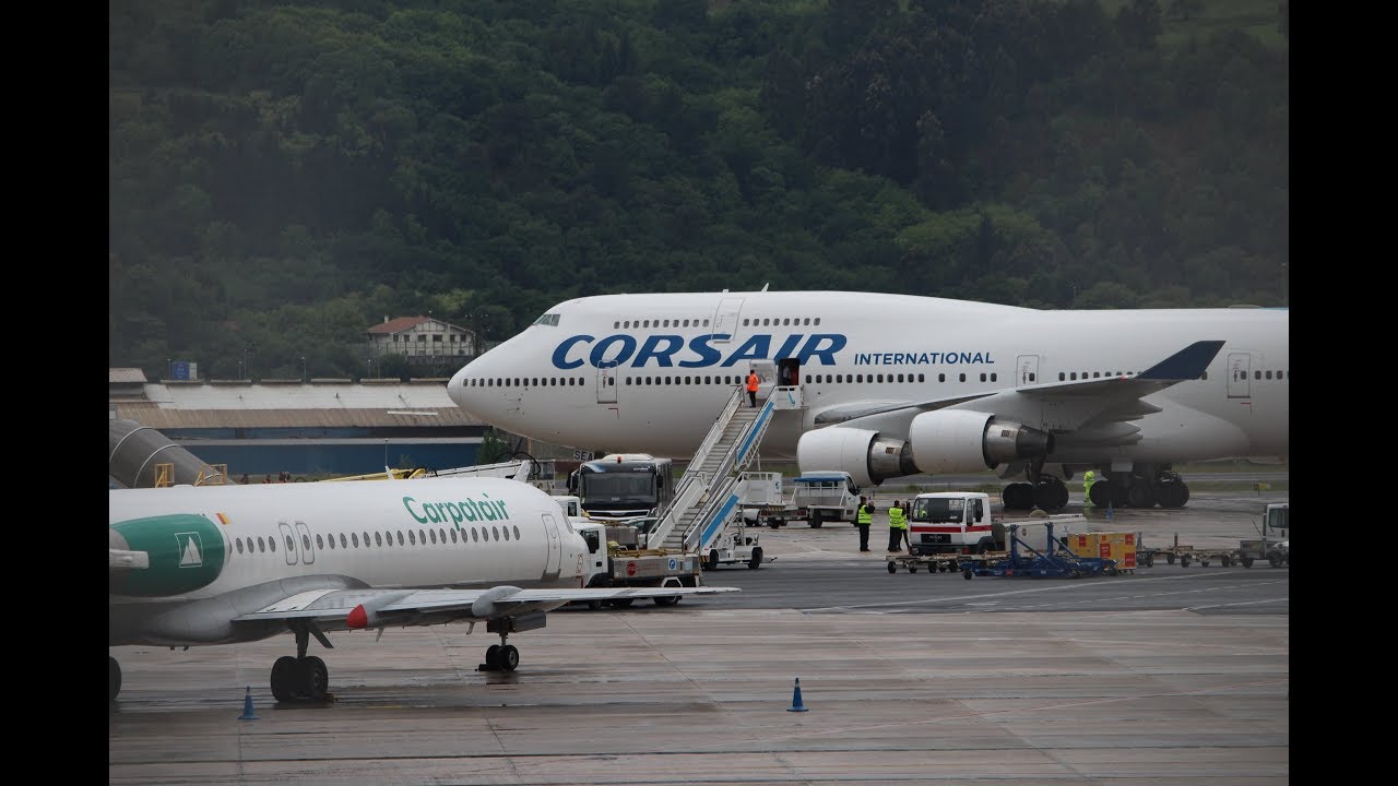 Boeing 747 en el aeropuerto de Bilbao.13-05-2018