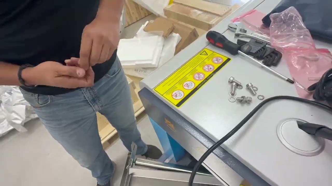Unboxing y Puesta en Marcha de M&aacute;quina de Rayos X ACCESSPRO AP5030-H