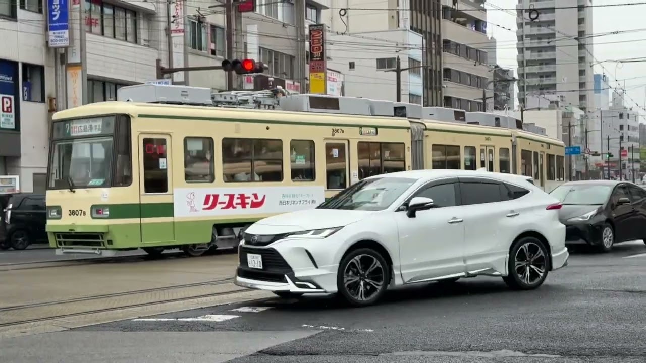 広島電鉄路面電車　2025.04.28 横川駅（朝ラッシュバージョン）