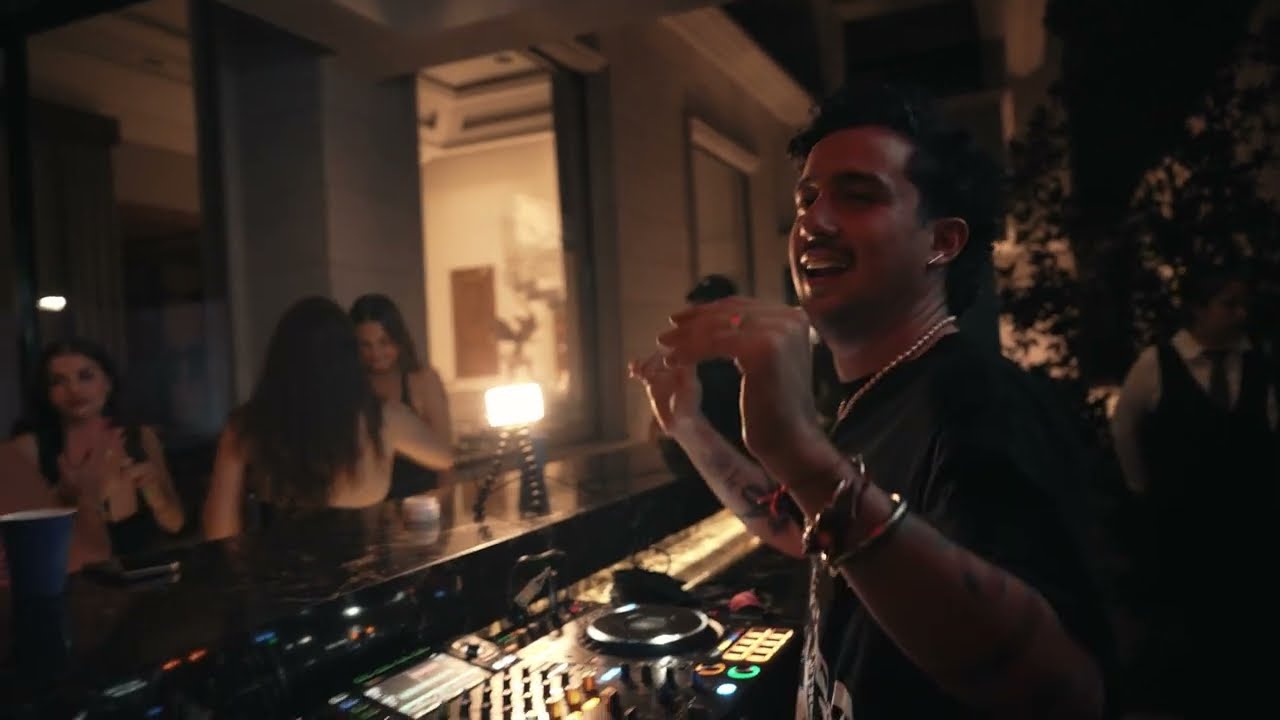 BAUTISTA - live @ BBQ Monterrey | One Dj Set a week |  Brunch Roof House | Not Mr. Pig Anymore |