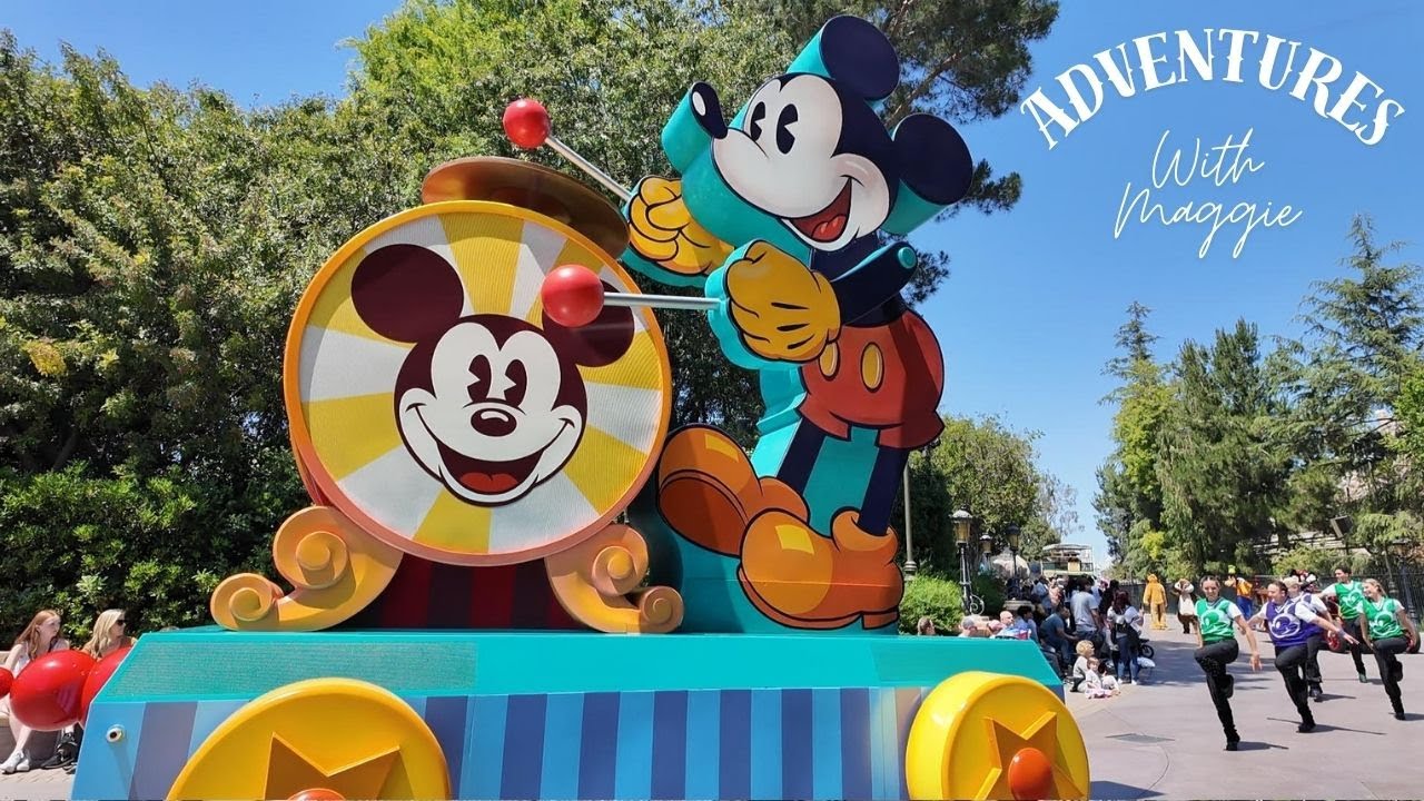 Disneyland's Mickey & Friends Cavalcade - POV May 2025 Vlog #38
