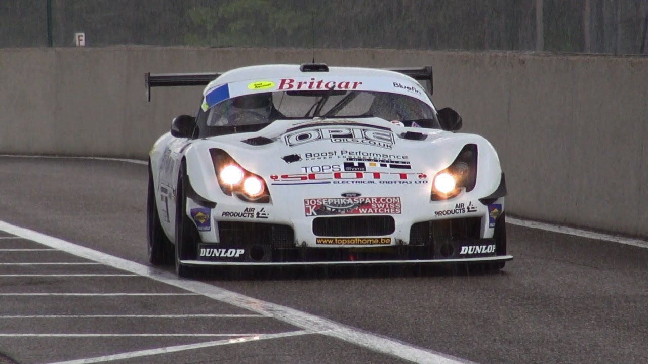 TVR Sagaris V8 GT - In Action on the Track!