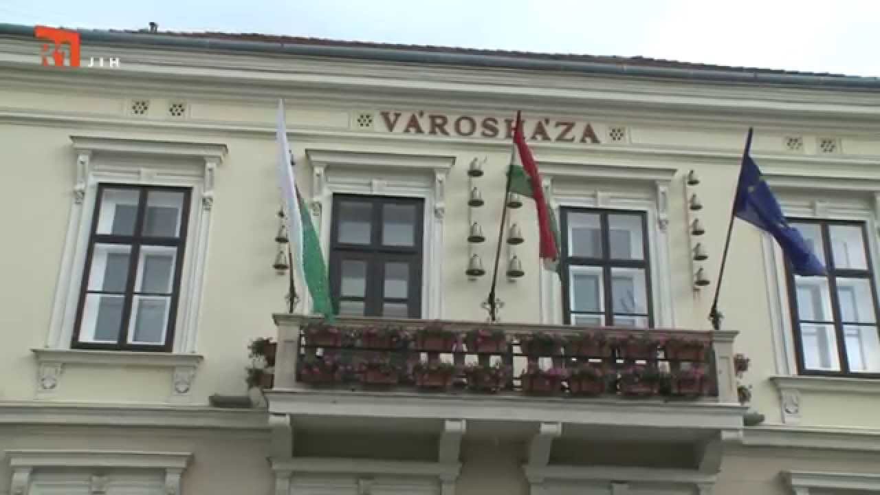NA ŠPACÍRU - SÁRVÁR